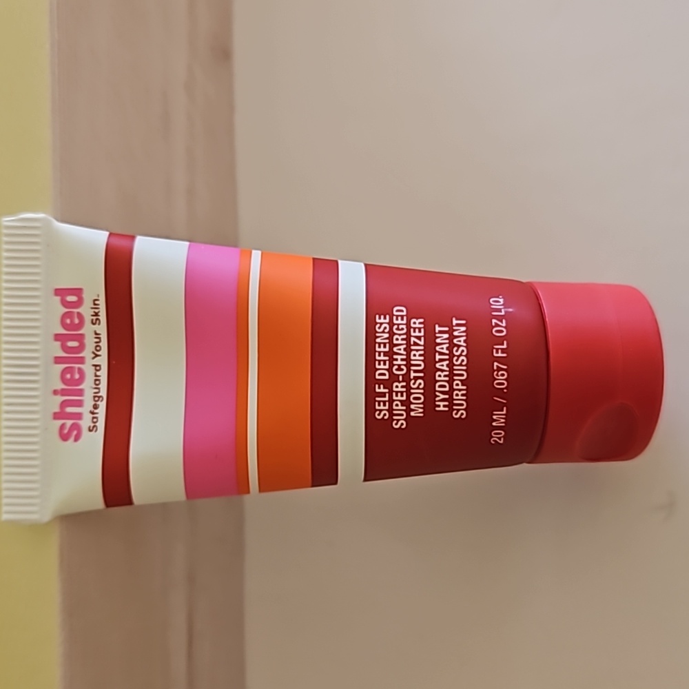 NWT Shieled self defense super charged moisturizer travel Size 20ml